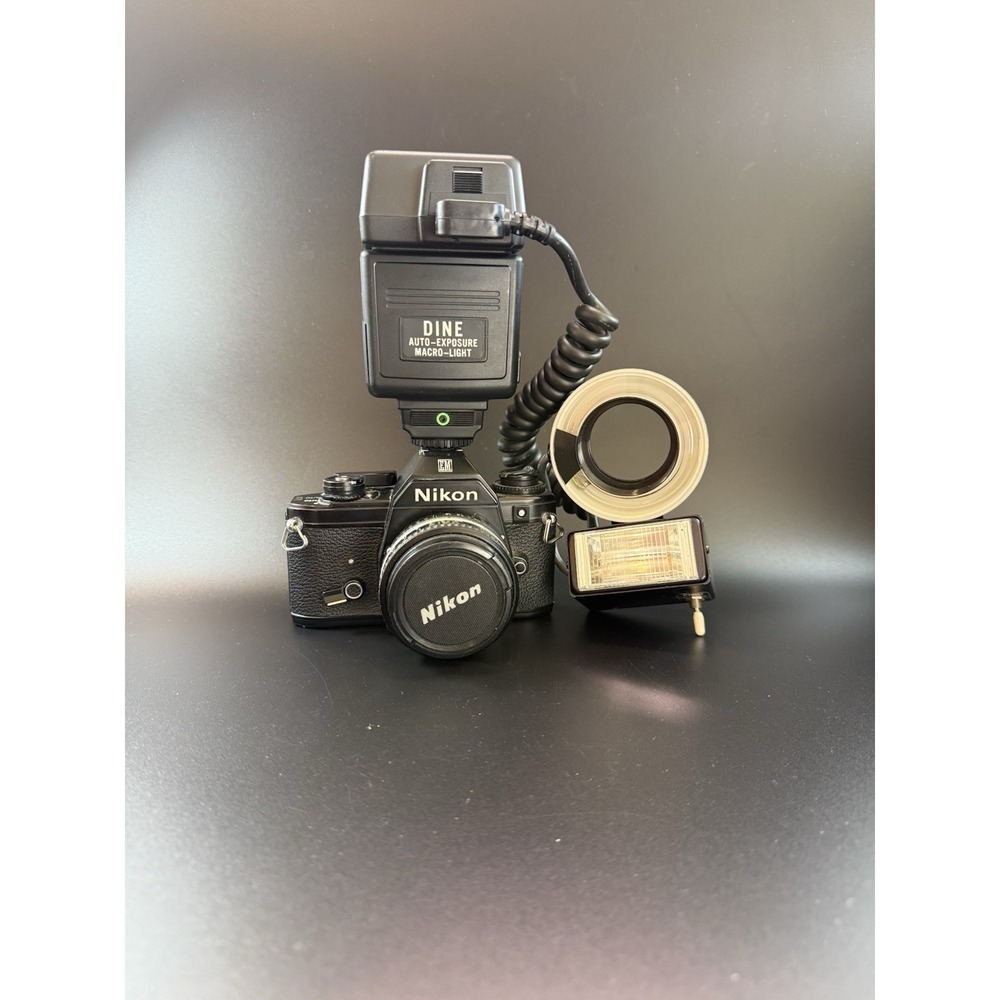 Nikon EM M90 35mm SLR Film Camera w/ 50mm Lens & Dine Flash Lighting Set.  READ